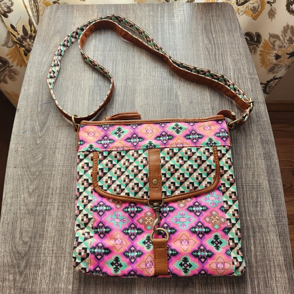 Mandala Crossover Handbag Multicolor Adjustable Strap Fabric - Picture 2 of 11